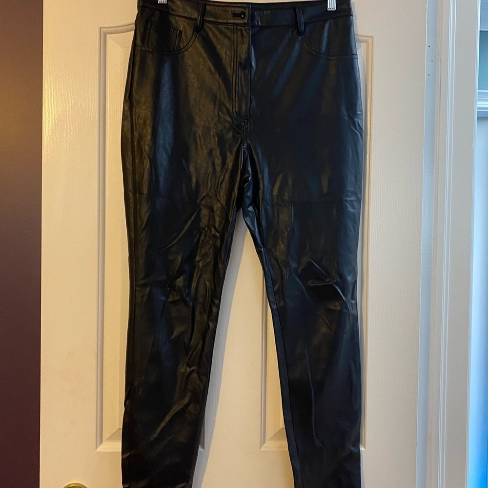 Wilfred free black leather pants